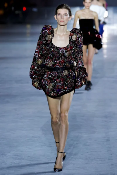 Look 85